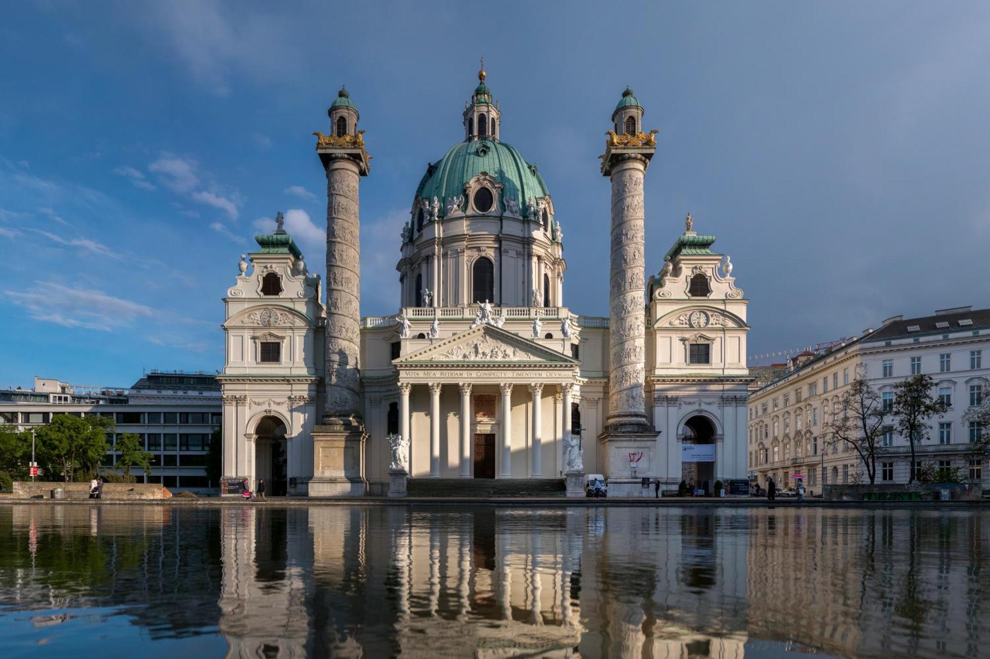 Apartment Stephansdom I Netflix I Self Check In